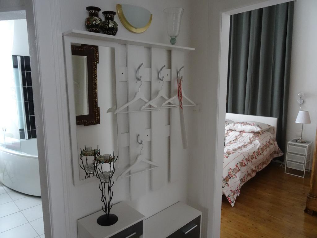Residence Chez Tante Germaine Страсбург Екстериор снимка
