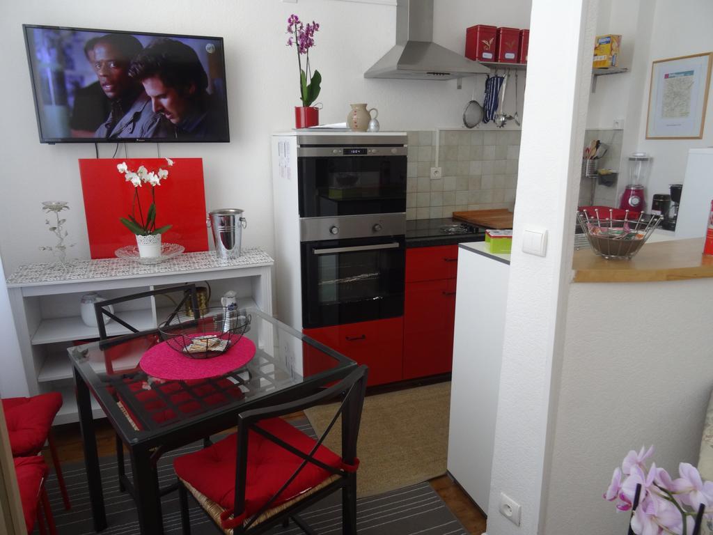 Residence Chez Tante Germaine Страсбург Екстериор снимка